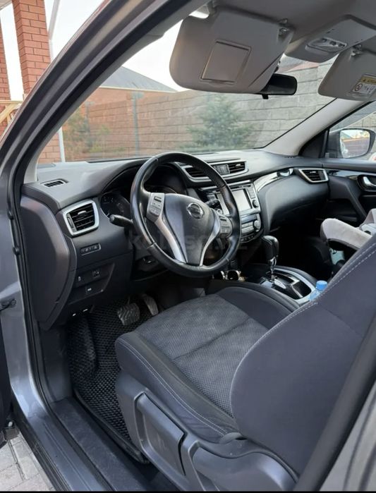 Продам машину Nissan