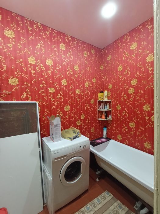 Продам 2х ком 52 кв.м 1/2