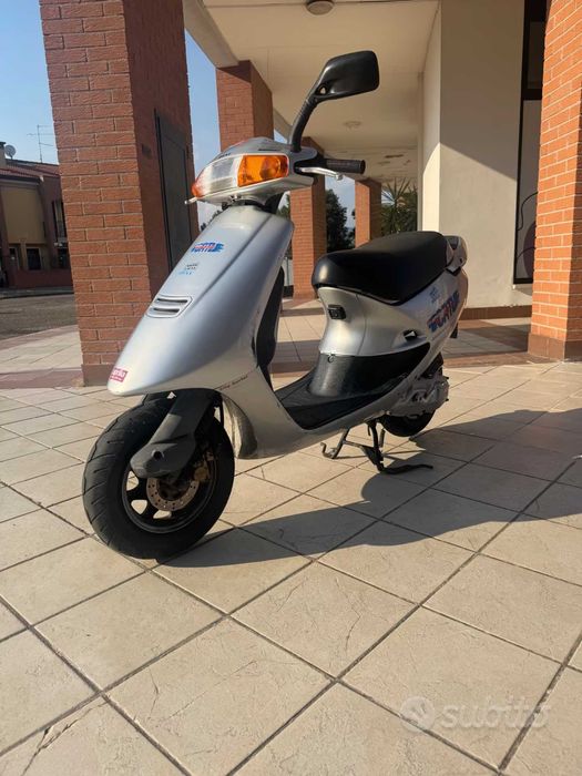 Aprilia Amico Априлия Амико скутер мотопед НА ЧАСТИ