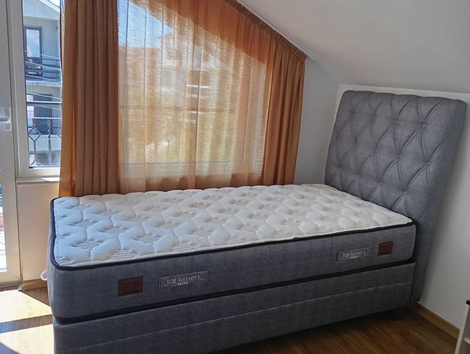 Легло с матрак и табла!