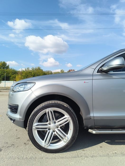Vand Audi Q7 persoana fizica