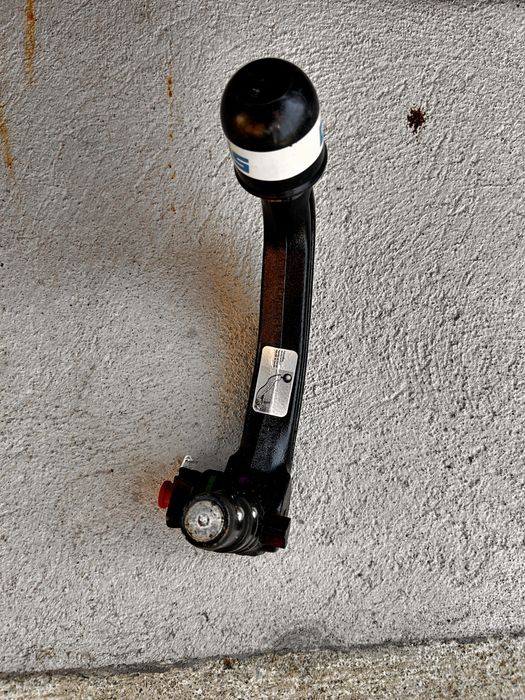 Carlig BMW detaşabil