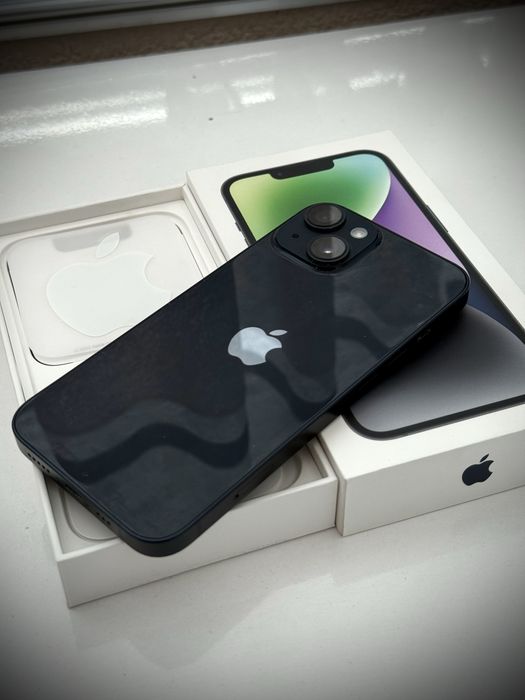 Iphone 14 в перфектно състояние