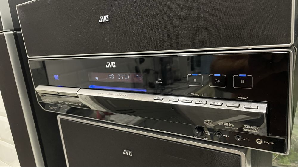 Редкий домашний кинотеатр JVC