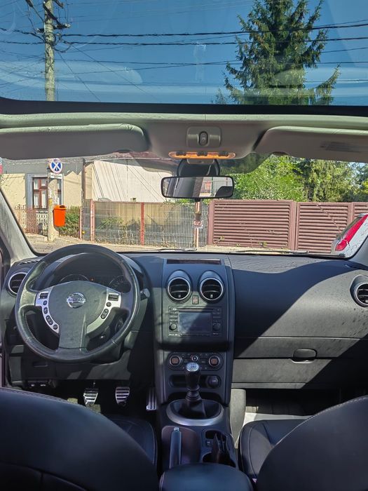 Nissan Qashqai J 10