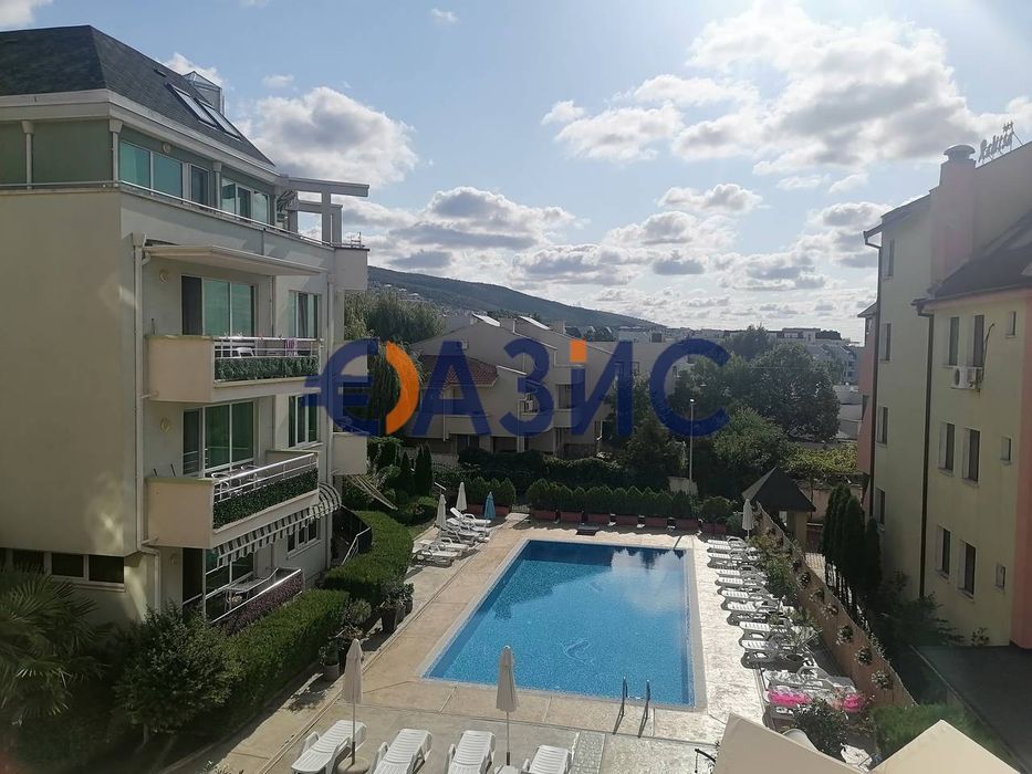 Продава се Тристаен апартамент в Свети Влас - 99 кв.м за 859 €/кв.м - Снимка #9