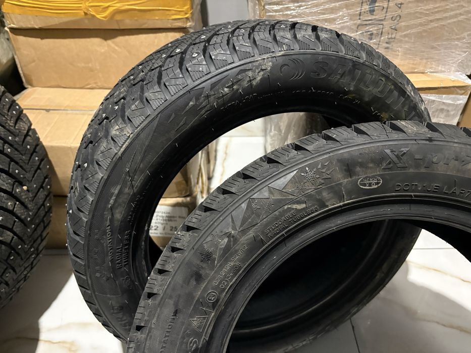 Продаю , зимние баллоны