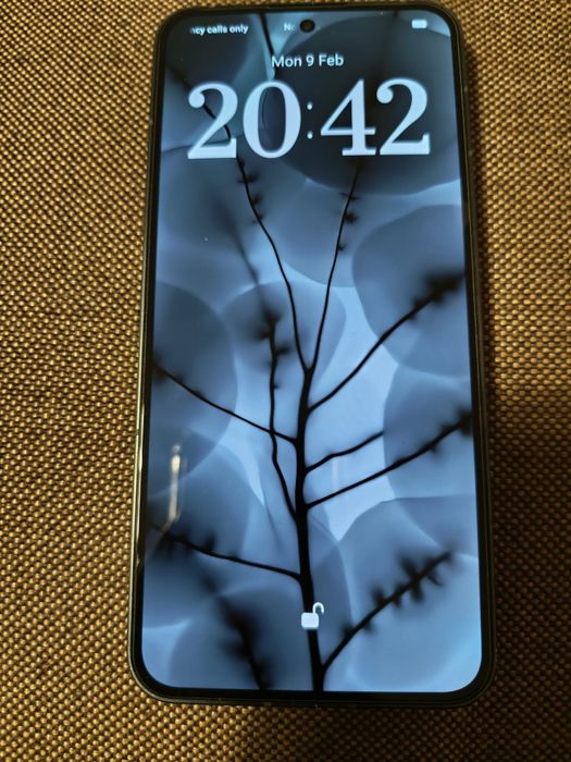 Nothing fone 2 ,folosit .