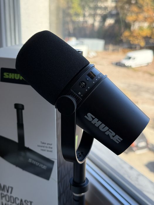 Микрофон Shure MV7