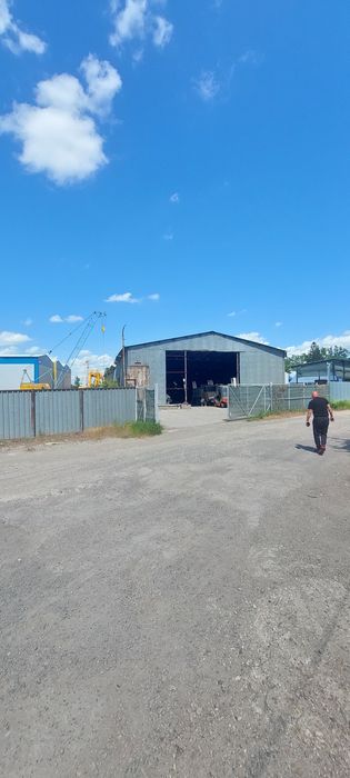 Vind hala metalicaindustriala