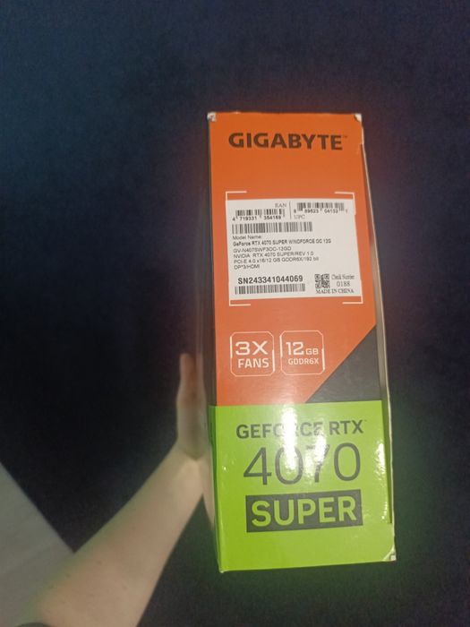 Видеокарта Gigabyte RTX 4070 Super 12GB