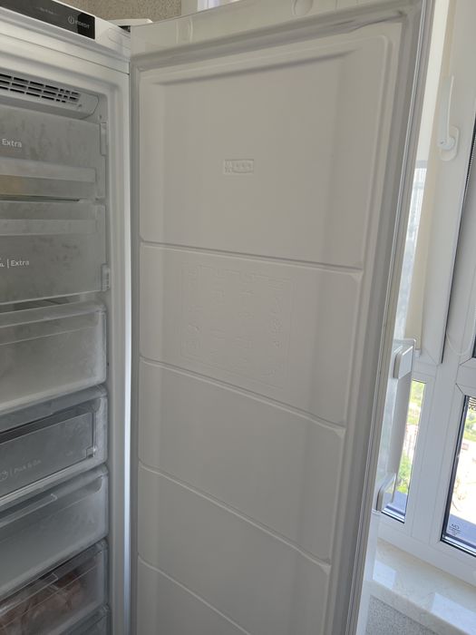 Морозильник indesit