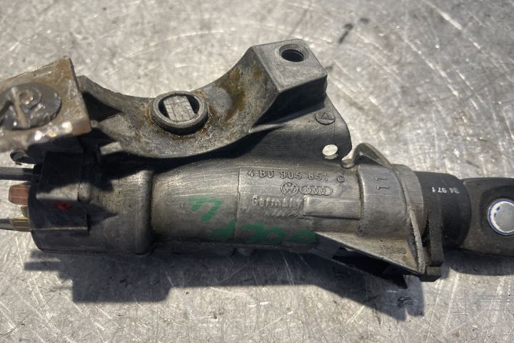 Contact cu cheie 4B0905851C / 4 B0 905 851 C Volkswagen VW Golf a 4-a