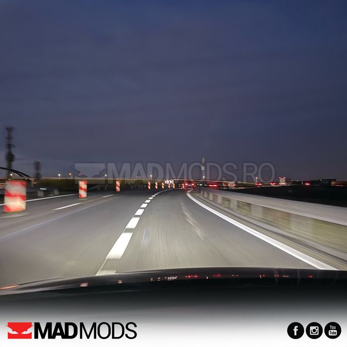 Set 2 Becuri Led H1 H3 H4 H7 H8 H9 H11 HB3 HB4 180W 6000k Canbus