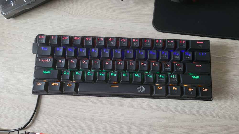 Срочно продам клавиатуру