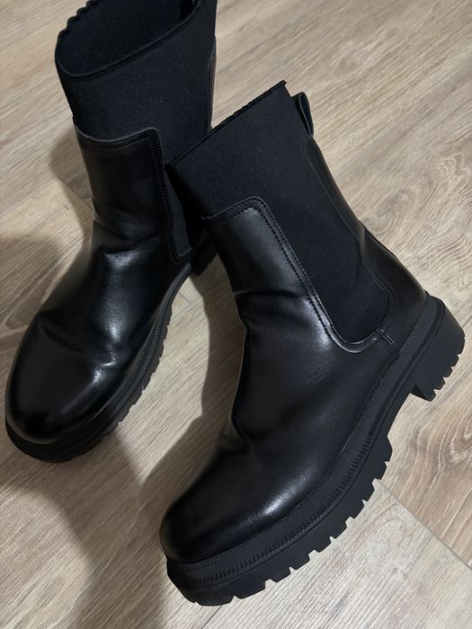 Боти черни естествена кожа размер 41