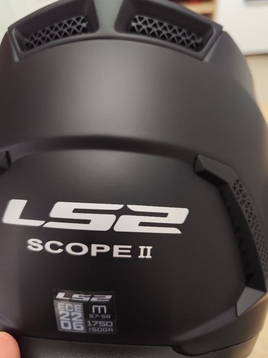 Casca moto flip-up