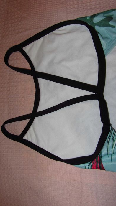 Delfina - НОВ цял бански open back - 26 размер/XS/152 см/12 г.