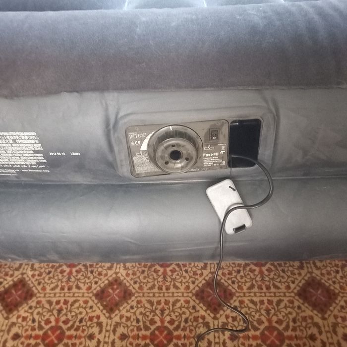 Матрас надувной фирма intex