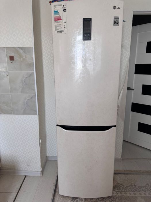 Холодильник бу lg