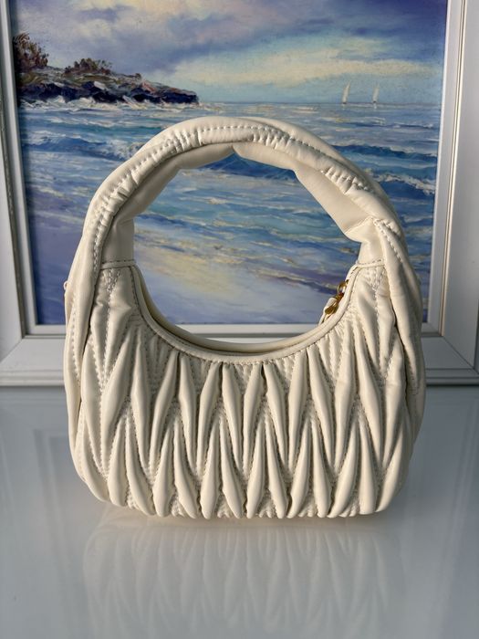 Дамска чанта – М1U М1U + подарък