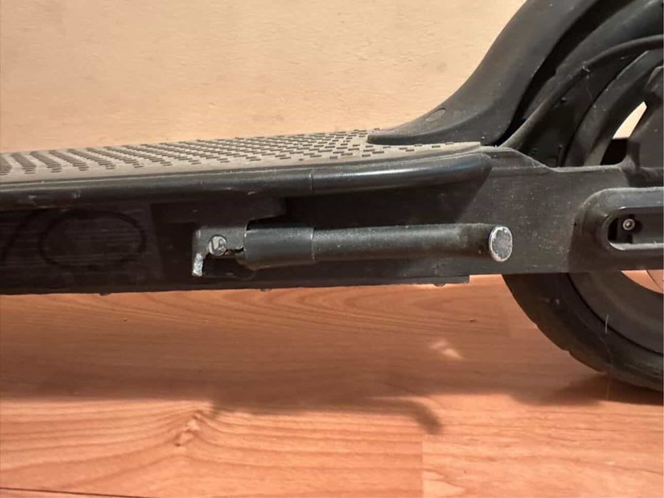 Електрическа тротинетка Xiaomi Mi Electric Scooter 1S