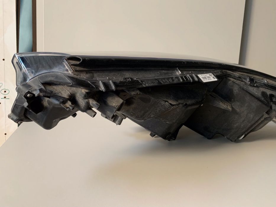 Фар за Toyota C-HR