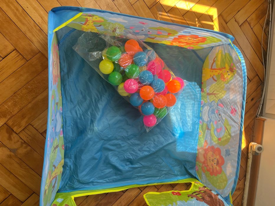 Детски кът , играчка с 2 зони. Чисто ново