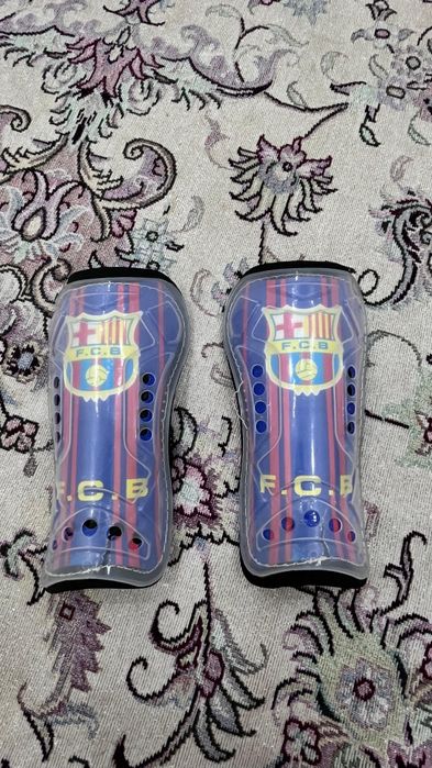 Щитки для футбола