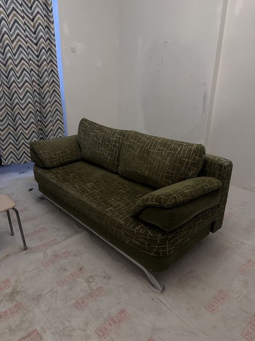 Продается Диван. эл Плита. и ванна