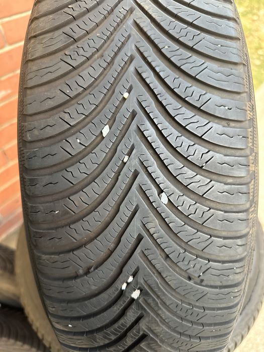 Продавам 4бр. Зимни гуми 205/65/16 Michelin / Мишелин