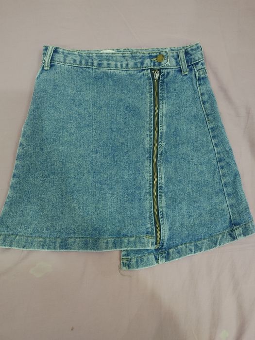 Yubka 2 marta kiyilgan