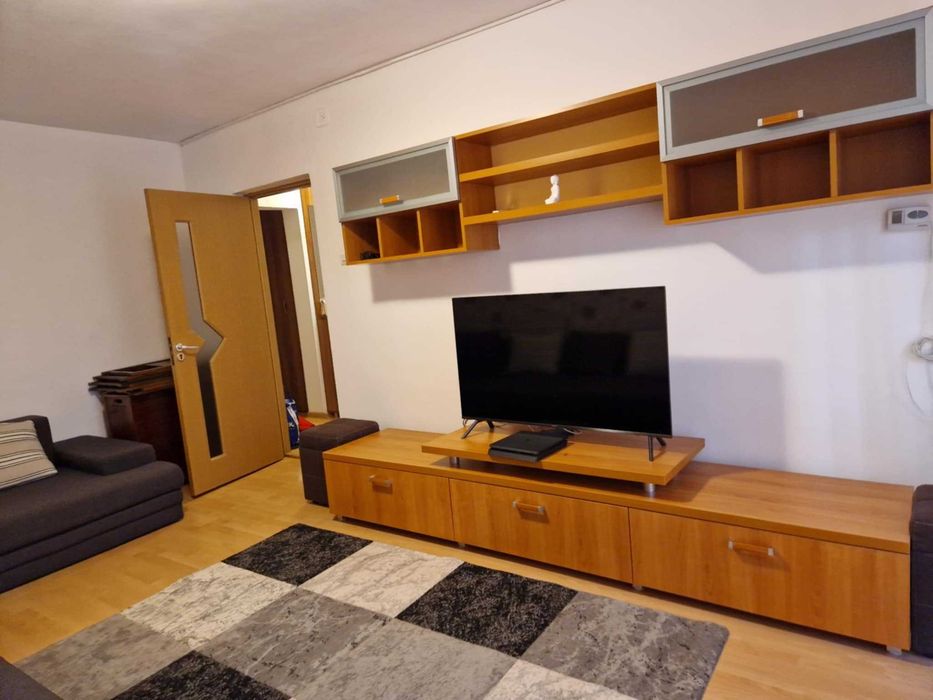 PROPIETAR inchiriez apartament 2 camere confart 1  sos Pantelimon Morarilor intrarea in parcul Florilor