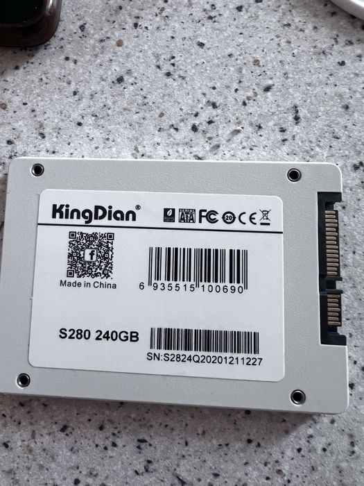 Накопитель данных SSD 240 гб