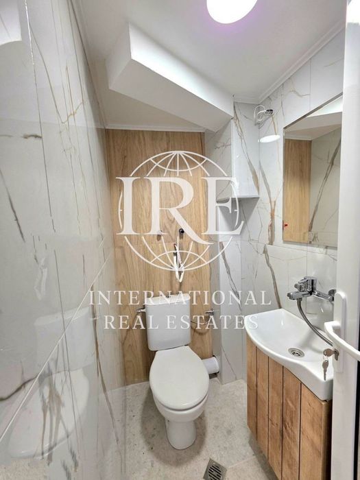 Продава се Едностаен апартамент в Варна, Гранд Мол Варна - 15 кв.м за 2800 €/кв.м - Снимка #6