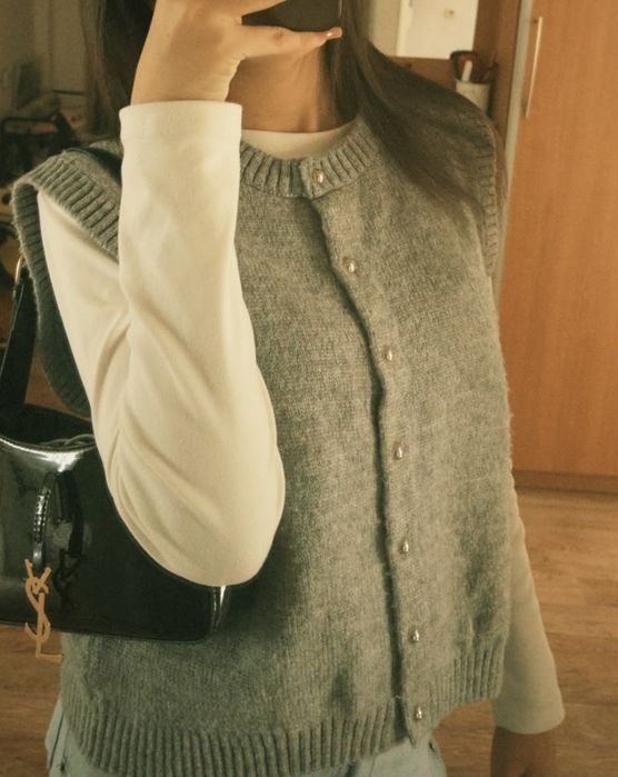 жилетка,цвет серый