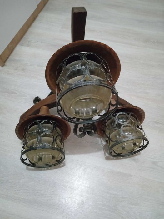 Полюлей с ковано желязо