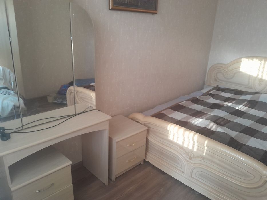 Продам срочно спальный гарнитур!!!