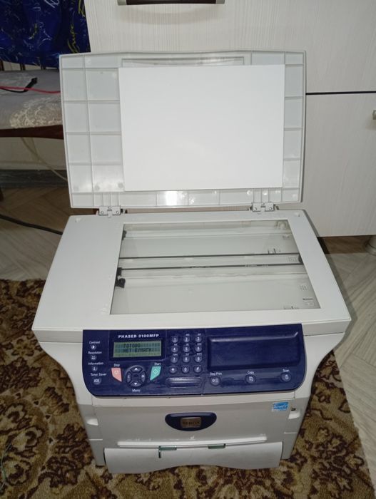 Сканер Принтер жуёт бумагу на половине листа