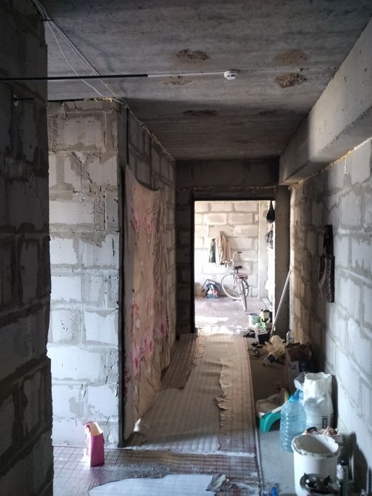 Хоразм вил. Урганч СИТИ да 2 хонали кв сотилади