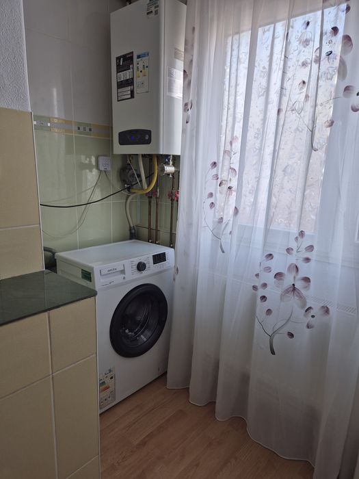 Regim hotelier închiriez