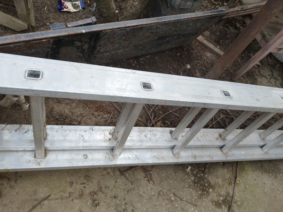 Vând scara aluminiu