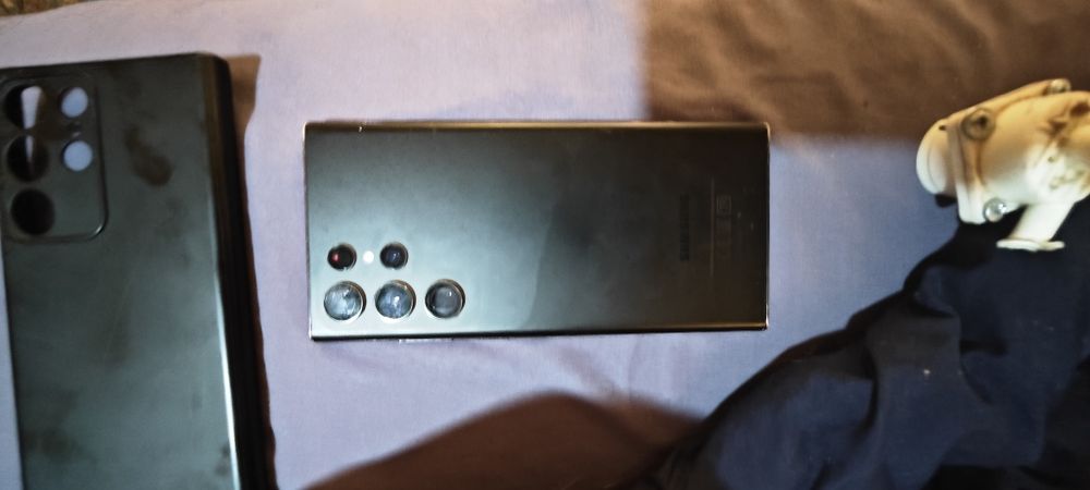 Продам телефон Samsung s22 ultra