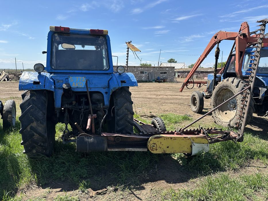 Продам трактор с косилкой