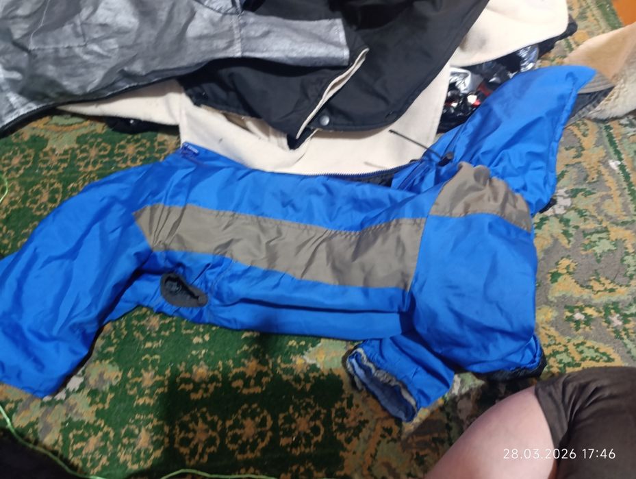 Продам комбенизоны для собаки..