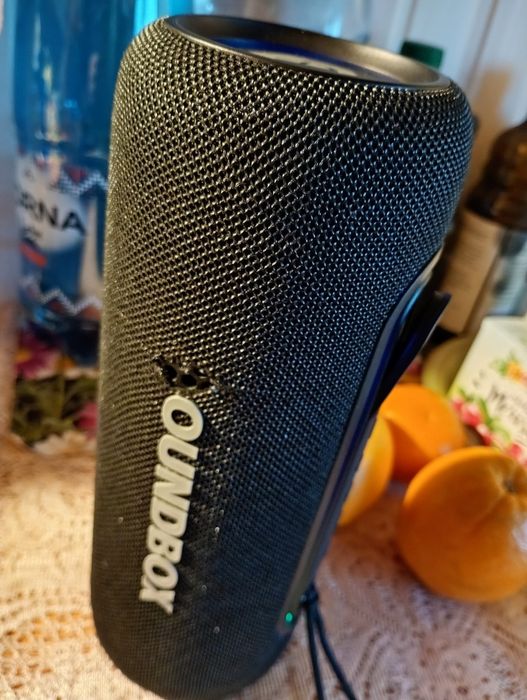 Vând boxa portabila, in stare perfecta de funcționare