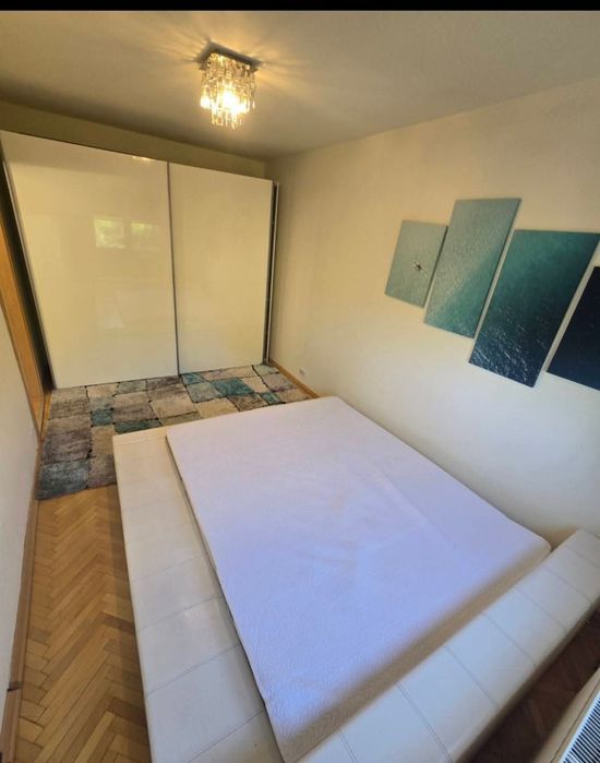Apartament 3 camere - Complexul Studențesc