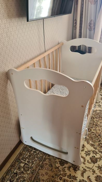 Продам кроватку детскую