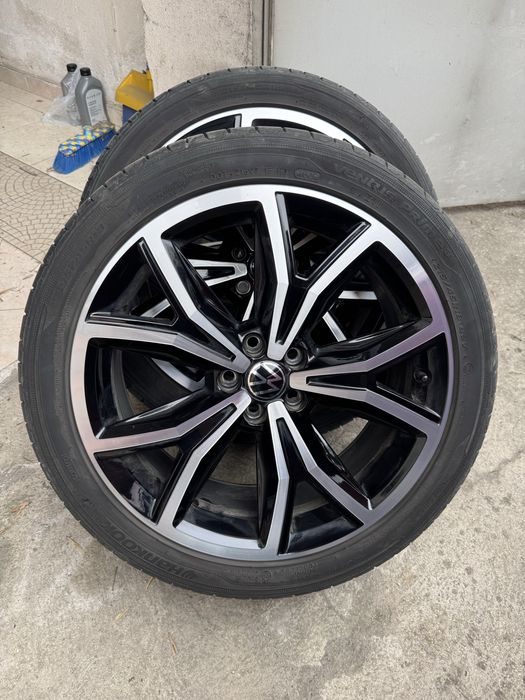 Джанти 18 5х100 57.1ет с гуми Hankook 215/45/18 ventus prime3 дот3722 от Vw T-Cross