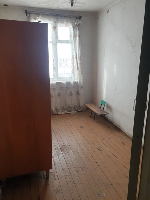 Продам квартиру  3х комнатную